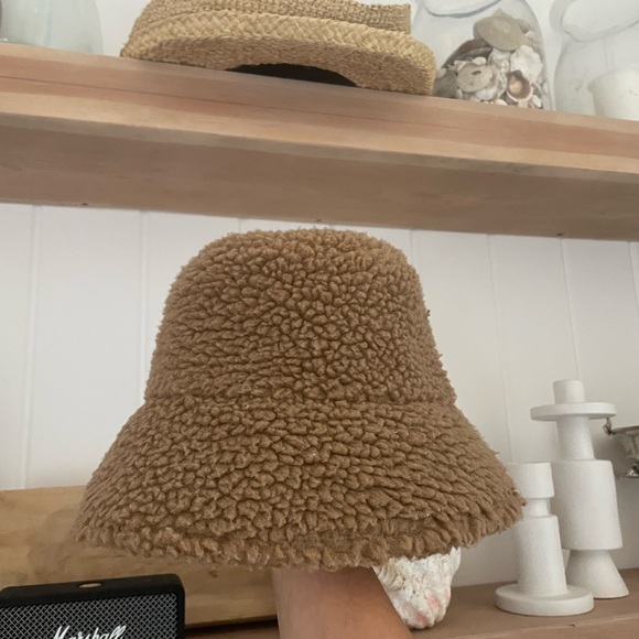 Lack of Color teddy fleece bucket hat - Picture 3 of 3